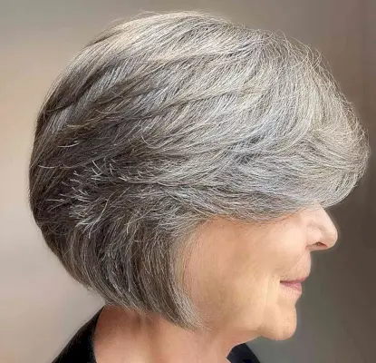 Short feathered cut for natural gray hair
