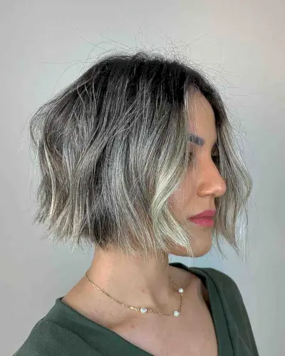 disheveled neck-length cut