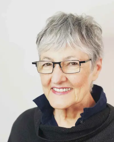 grey pixie for women over 60 with glasses