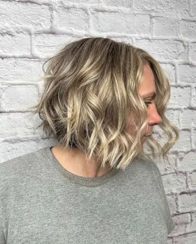 Wavy A-Line Lob Cut with Choppy Ends That is Above the Shoulders
