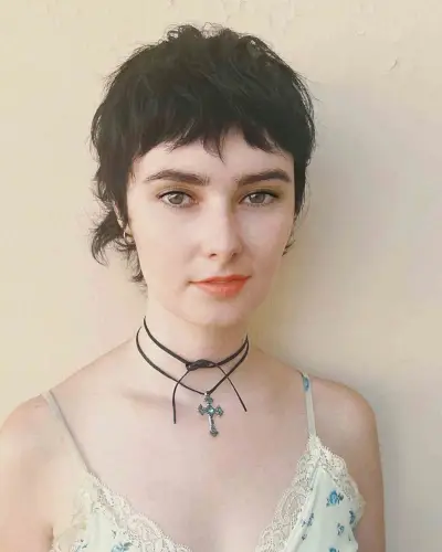 Sweet Mixie with Choppy Bangs