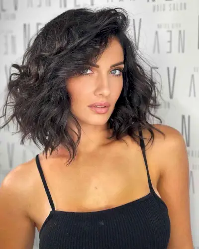 Tousled Beach Waves for Women with Wavy Hair