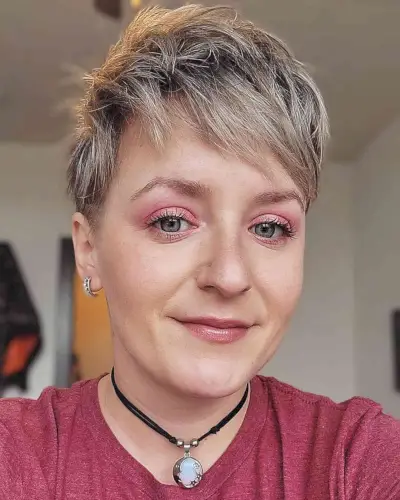 Edgy Pixie with Balayage Highlights