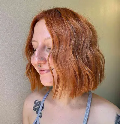 Short Ginger Wavy Blunt Lob for Thick Tresses