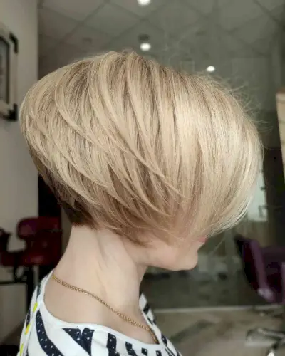 Short Hairstyle with Feathered Layers for Straight Hair
