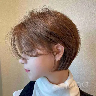 Chic Short Rounded Bob with Long Bangs for Thin Hair