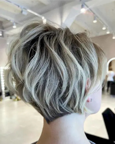 Voluminous Pixie Bob Cut for Thin Hair
