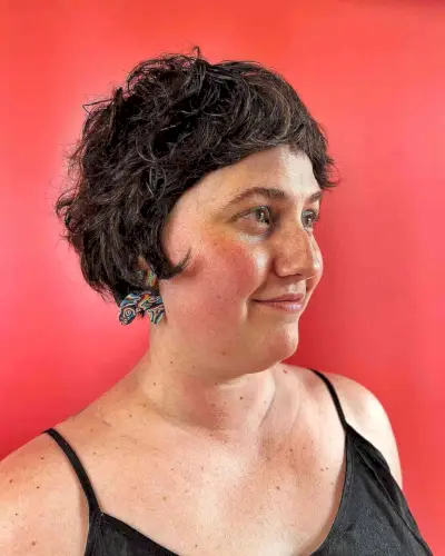 Very Short Messy Shaggy Bob for Women Over 40 with Jaw-Length Hair