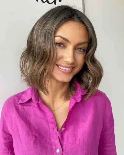 Neck-Length Middle Part Bob with Subtle Waves