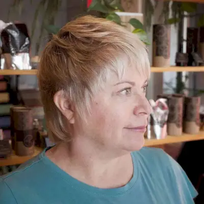 Shaggy Two-Toned Mixie Hair