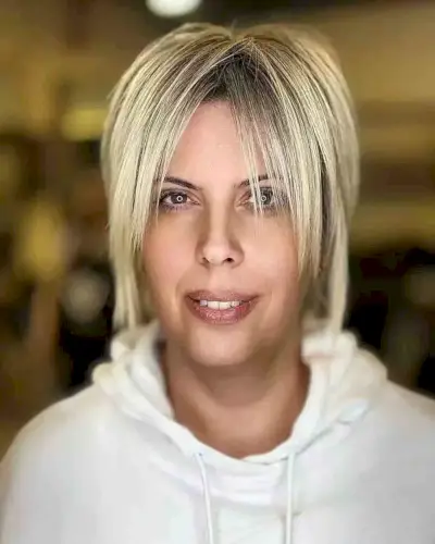 Short Choppy Thin Cut for Long Faces