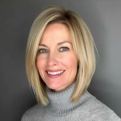 Classic & Clean short hairstyle for long faces