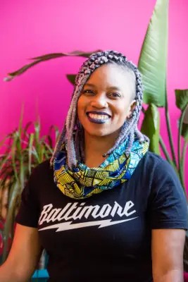 Läkande ras trauma genom Koshas