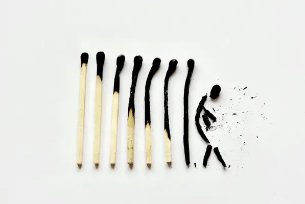 Ausgebrannt? Sie brauchen mehr als ein Schaumbad, um sich zurückzuspringen