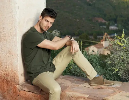 Moda militare da uomo color cachi