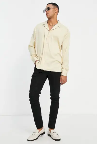 New Look - Chemise oversize en satin à manches longues - Champagne ASOS Men