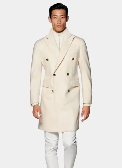 ホワイトの色合い スーツサプライ