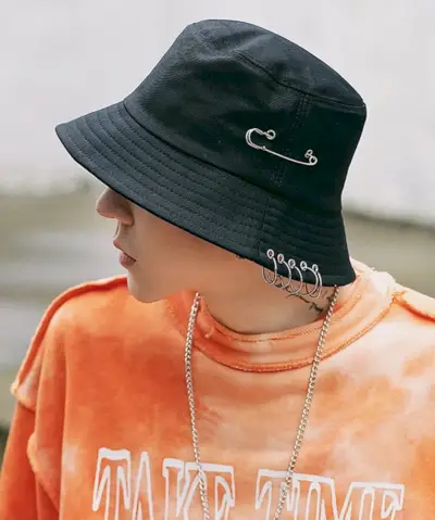 Chapeau bob pêcheur épingles anneaux Shein