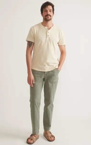 Casual outfit Henley Utility Pants