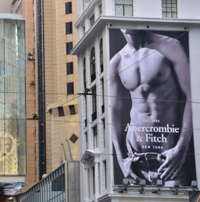 Années 2000 Mode Hommes Publicité Abercrombie Fitch