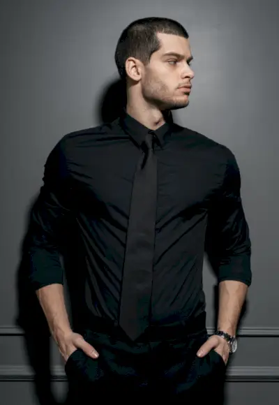 Funeral Attire Chemise noire à cravate pour homme