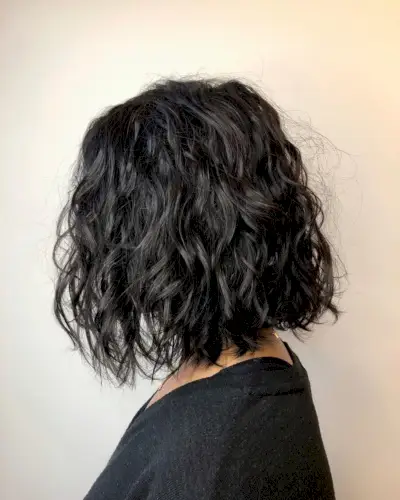 23 ideas onduladas para peinados para un aspecto elegante y playa