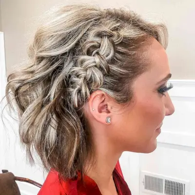 Lovely Bridal Hairstyle