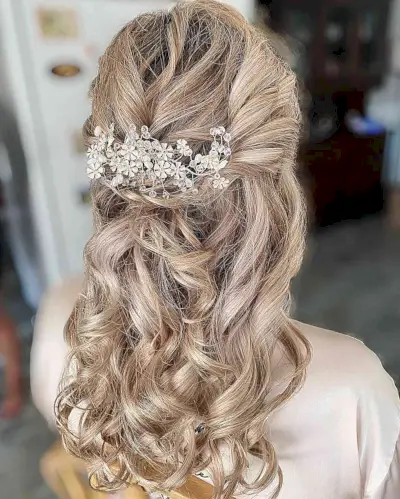Stylish Half-up Half-Down for the Mom of the Bride