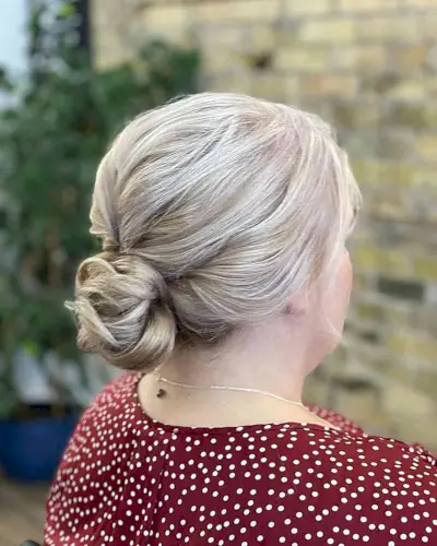 Low Textured Messy Knot for the Groom