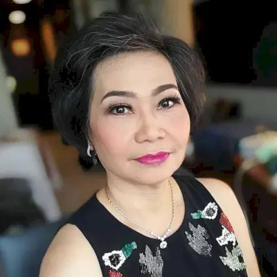 Brushed-Back Blowout for Short Hair for Groom