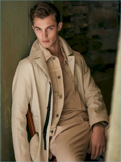 Kit Butler è il protagonista dell'ultima cover story di Issue Man.