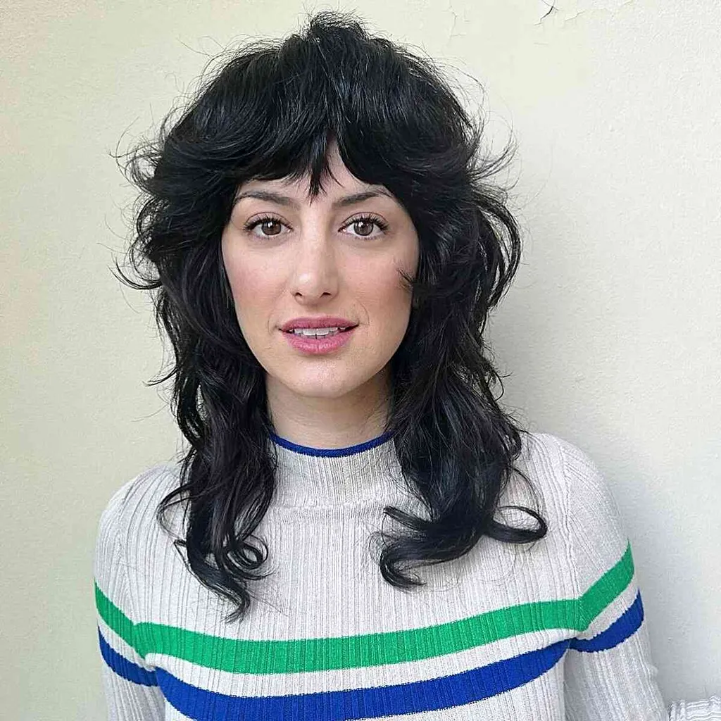 2025 年の素晴らしいウルフ カット ヘアのアイデア 49 件