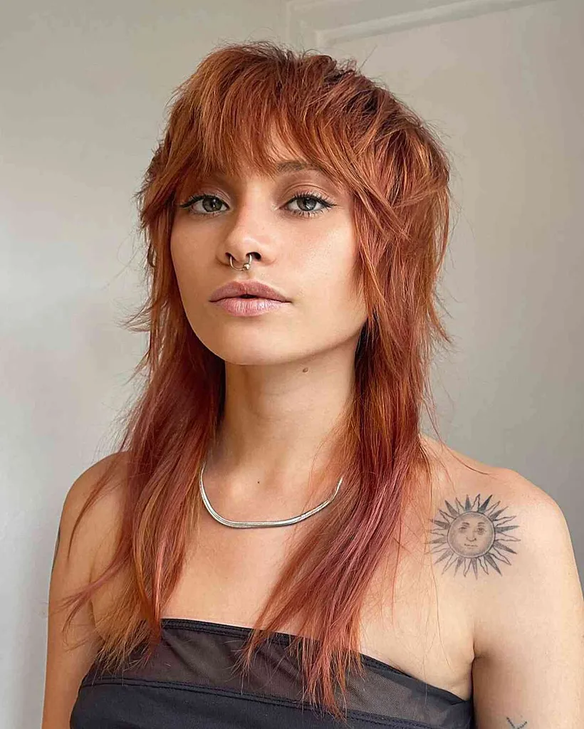 Long mulet de loup avec des franges agitées' title=