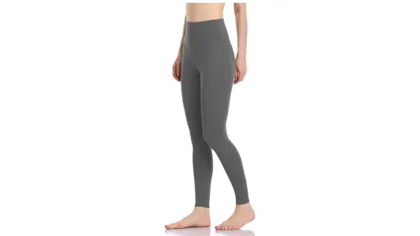 Simțiți -vă rock solid în practica dvs. cu haine și recuzite de yoga gri